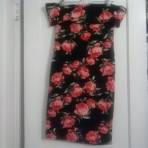 Super cute and sexy floral off the aholder